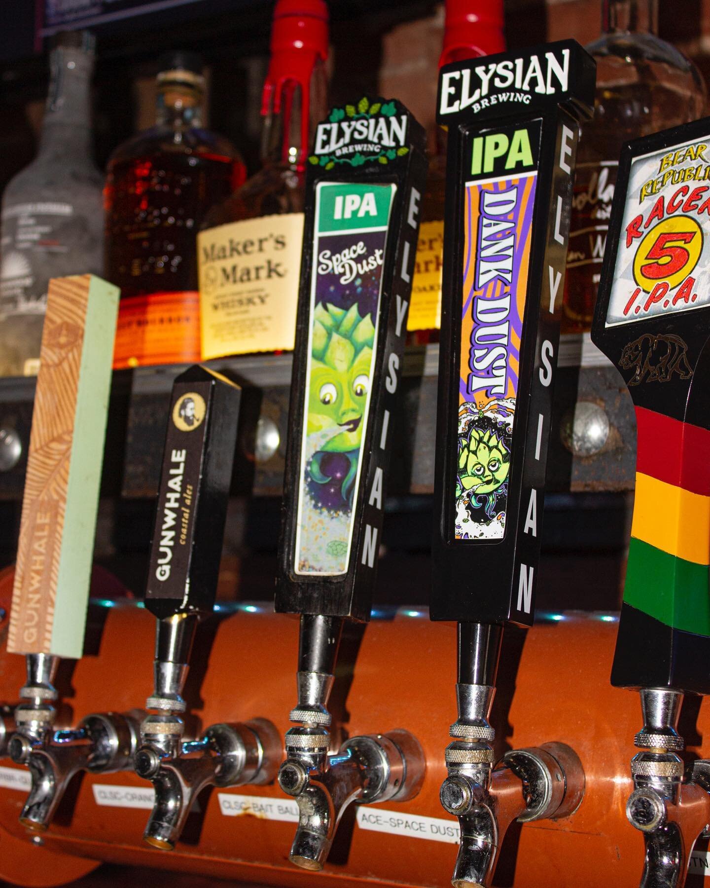 Dank Dust now on tap! 
.
.
.
#dankdust #ipa #hazy #hazyipa #spacedust #elysian #elysianbrewing #la #labar #losangelessportsbar