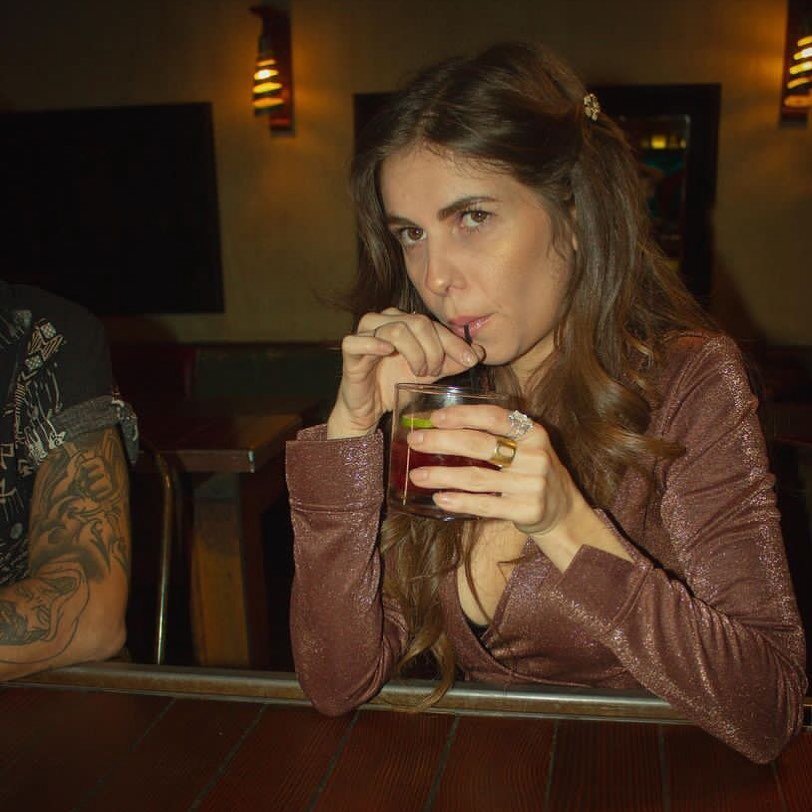 happy night cap! every friday&amp;saturday from 9pm-late we have $5 1&amp;1 cocktails and $5 bud drafts! see you tonight!
.
.
#nightcap #happyhour #latenight #latenighthappyhour #happyhourlosangeles #losangeleshappyhour